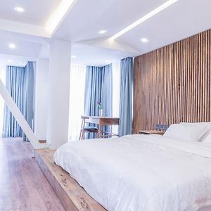 9Ine Thamel Hotel